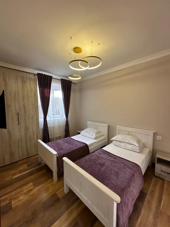 4-комнатный Дом