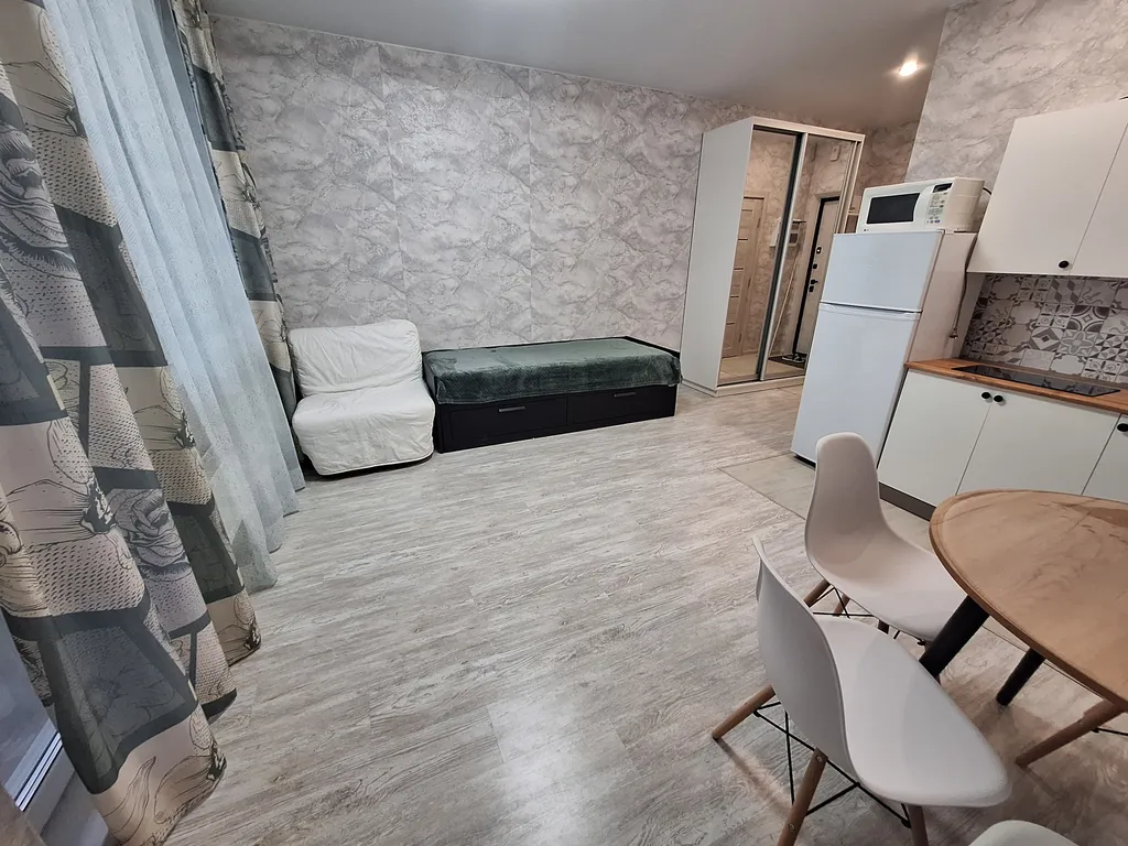 Квартира-студия с новым ремонтом