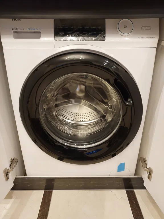 Квартира с панорамными окнами с видом на реку