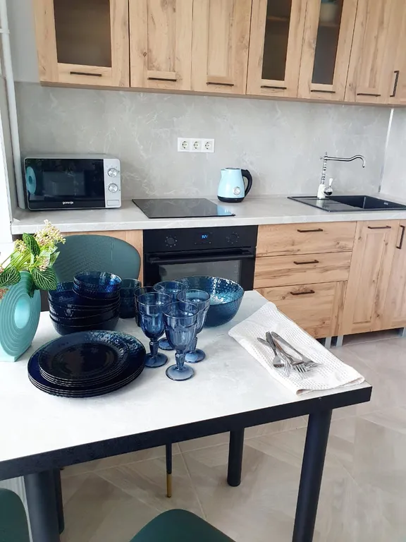 Светлая уютная квартира с красивым видом на закат