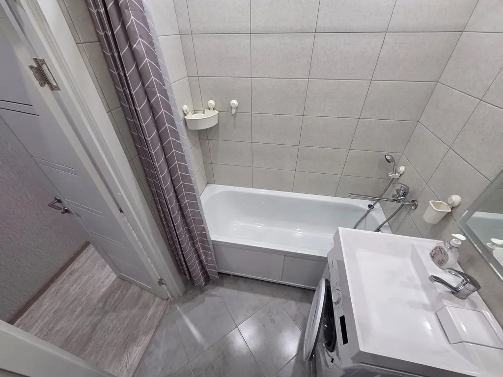 Студия в ЖК Атлантис рядом со звёздoчкой