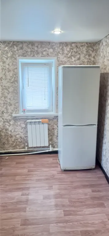 Трёхкомнатный дом в черте города с беседкой и мангалом.