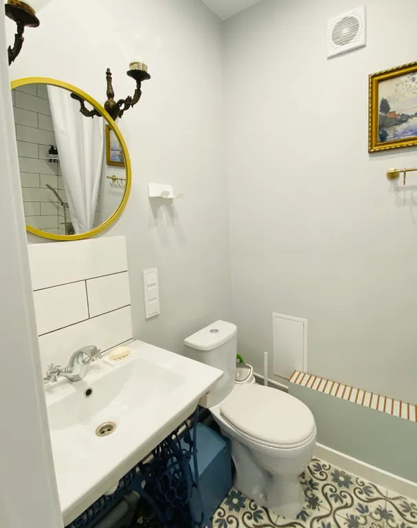 Море через дорогу