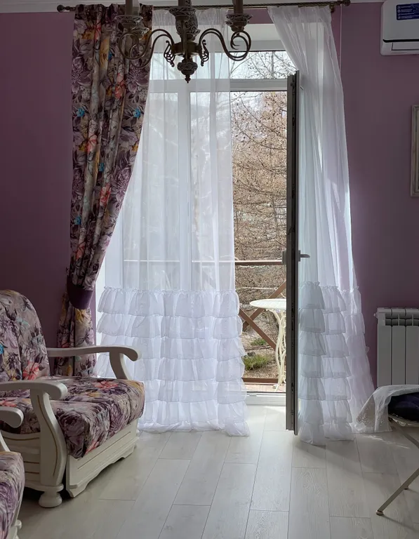 Номер в стиле прованс в отеле МонБлан