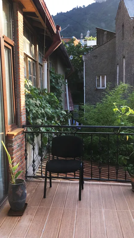 Уютная квартира рядом Руставели