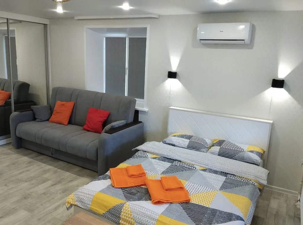 Квартира Светлая студия в тихом центре — аренда посуточно в Иваново