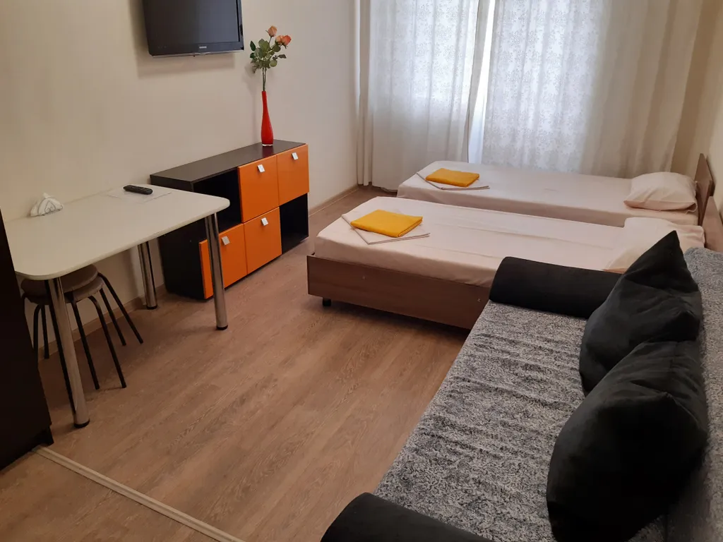 Двухкомнатная студия люкс в Гостевом доме Домашний