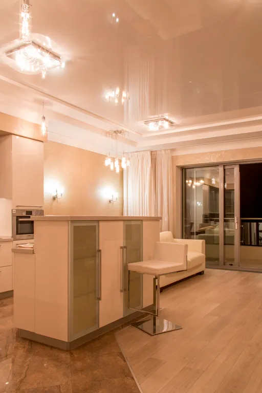 3-комнатная квартира с бассейном у моря