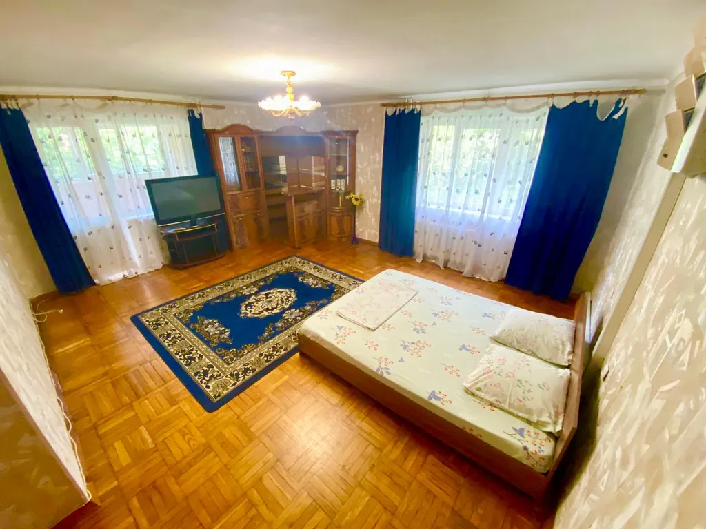 2-комнатная Квартира — аренда посуточно в Ялта