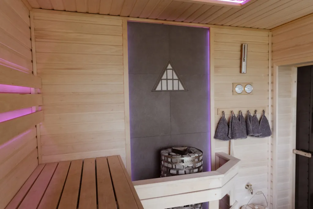 Хабарский треугольник - дом на горе с видом на реку