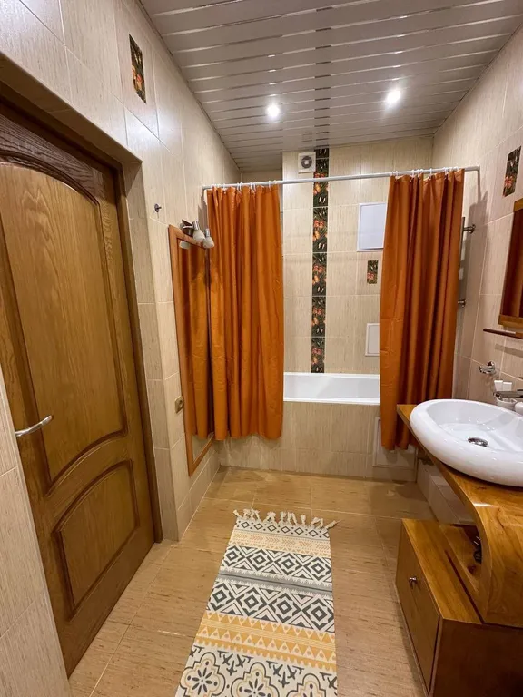 Квартира в 5 минутмх до метро