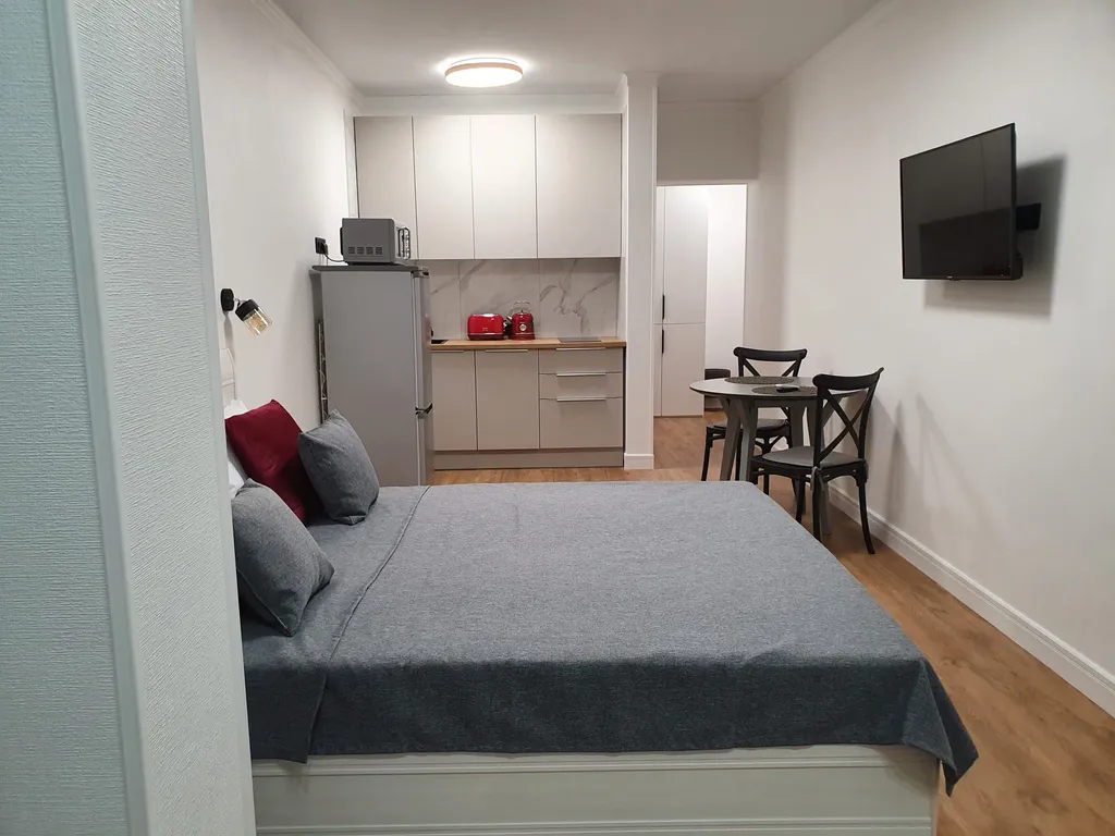 Квартира Квартира Студия с дизайнерским ремонтом — Красноярск