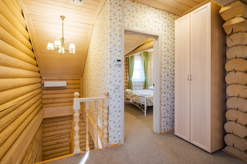 Уютные апартаменты 80 м² c 3-мя спальнями и камином в деревянном доме