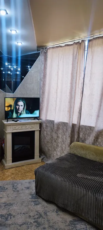 Уютная двухкомнатная квартира между вокзалом и Быхановым садом и ЛД Звездный