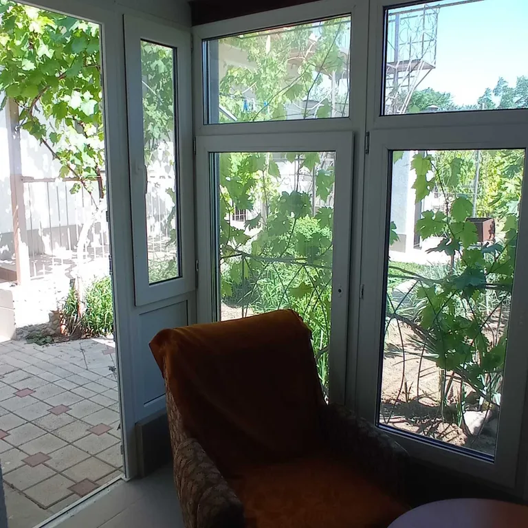 Дом для семьи или большой компании на автомобиле