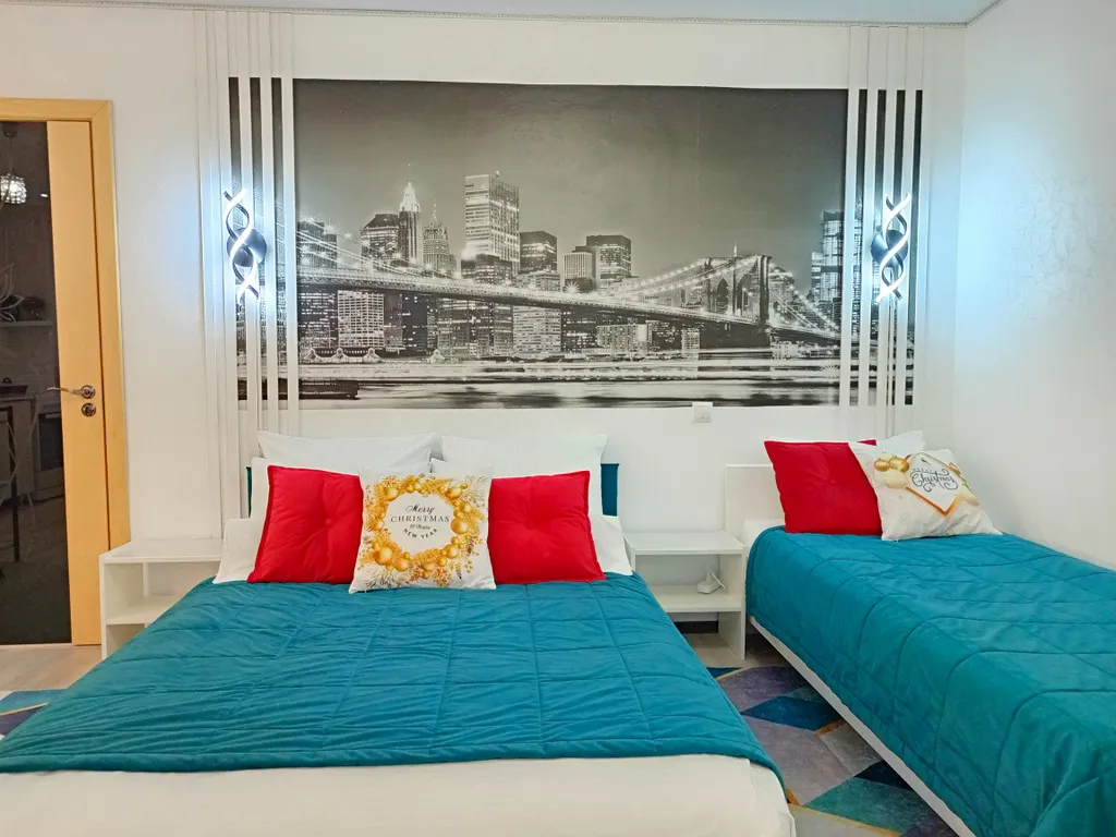 Уютные апартаменты в Университетском Золотой Лев "Семейные"