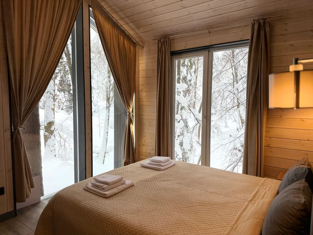 Тихий дом с камином и сауной