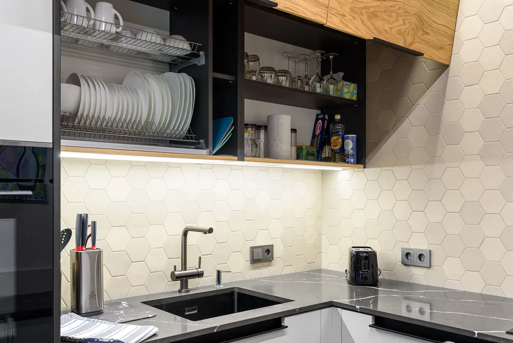 Новый дизайнерский 2-х уровневый апартамент в тихом центре