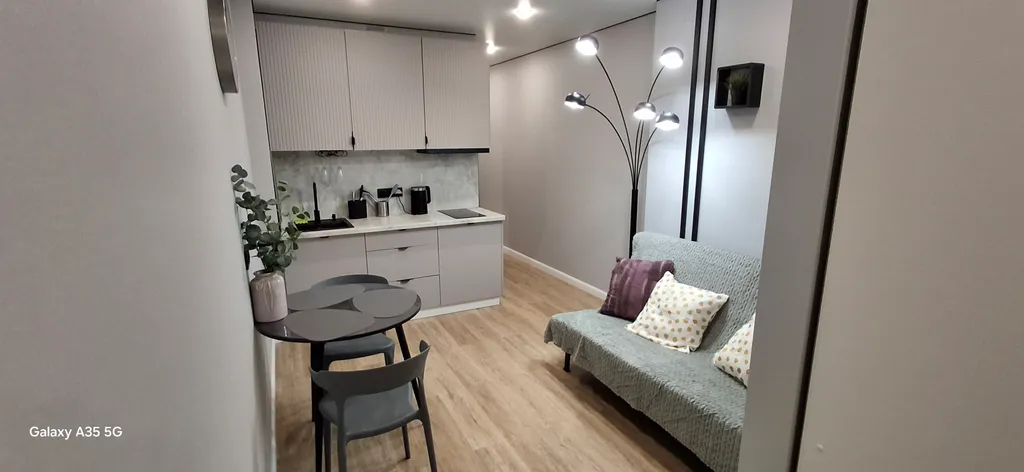 Квартира Уютная студия рядом с метро Парнас — аренда посуточно в Парголово