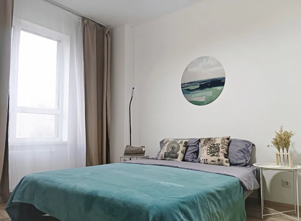 Двухкомнатная квартира возле озера и парка