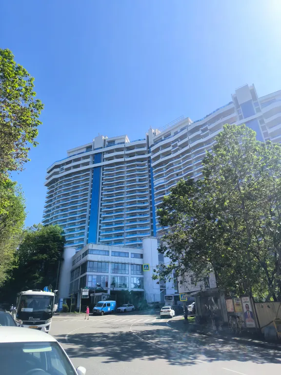 Апартамент с бассейном