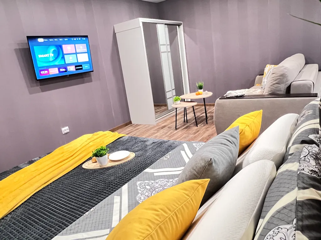 Студия Желтые тюльпаны