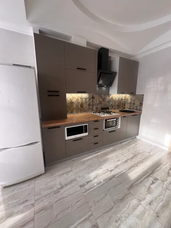 Квартира Квартира с 2 спальнями и балконом — Раздольное