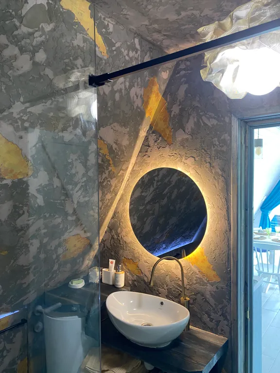 Атмосферный и уютный дом в окружении природы