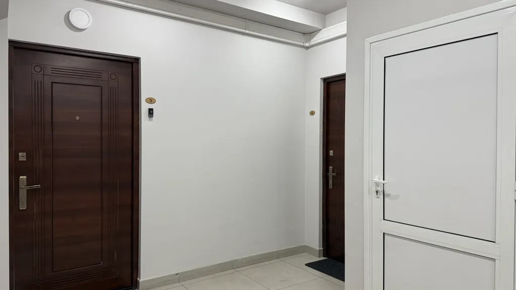 Уютный апартамент с 2 спальнями рядом с Сизнс парк