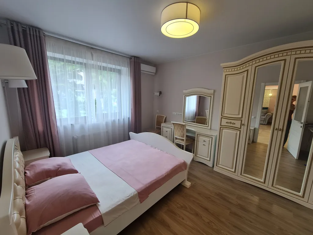 Квартира Апартаменты у моря в Приморском парке — аренда посуточно в Ялта