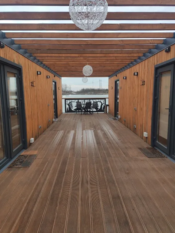 Номер у озера 5