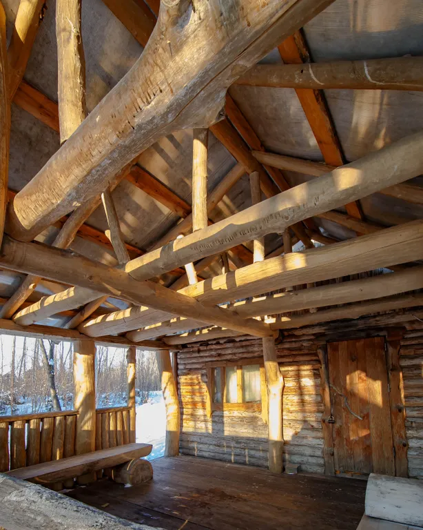 Уютный дом с камином на байкале