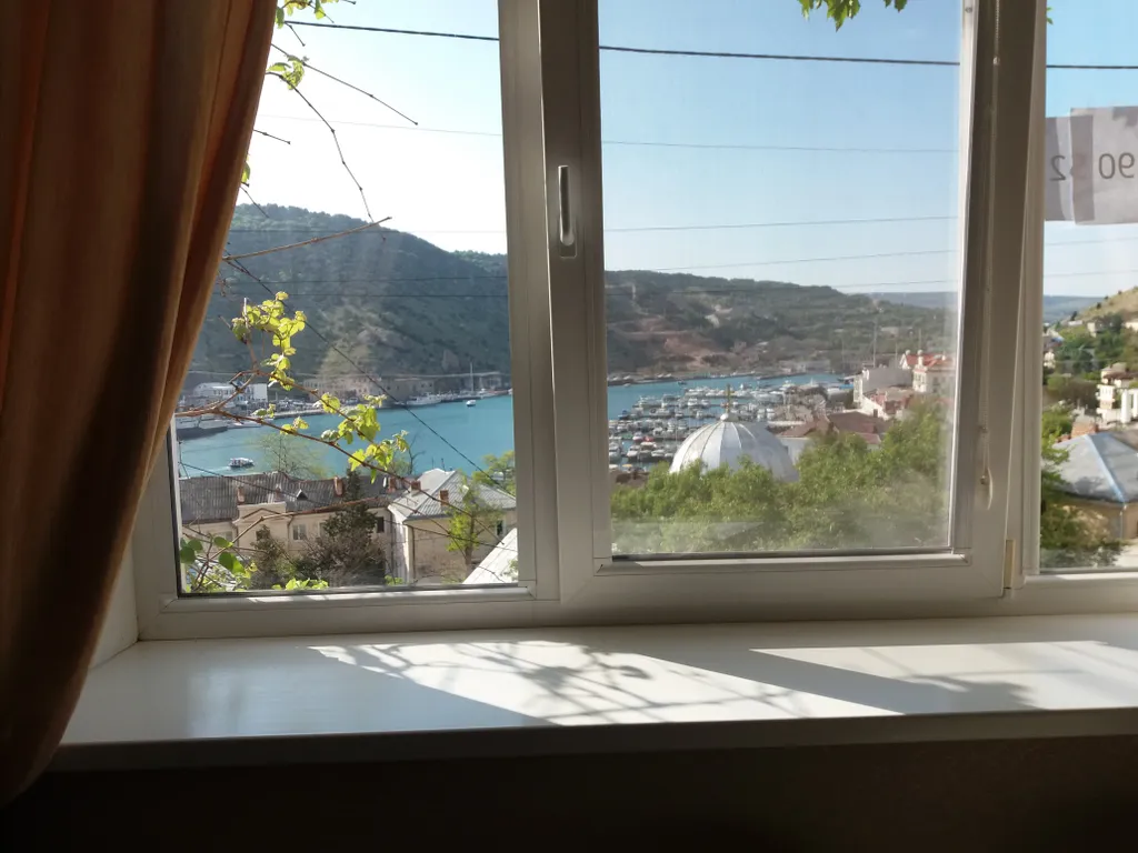 Дом с террасой у моря