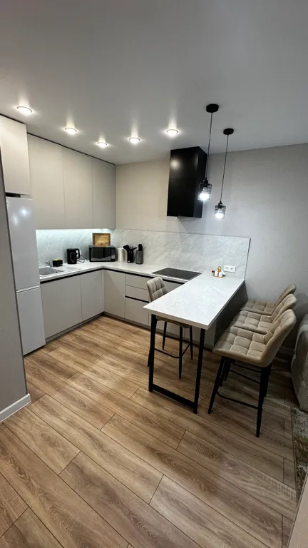 Видовая уютная квартира с дизайнерским ремонтом и видом на реку