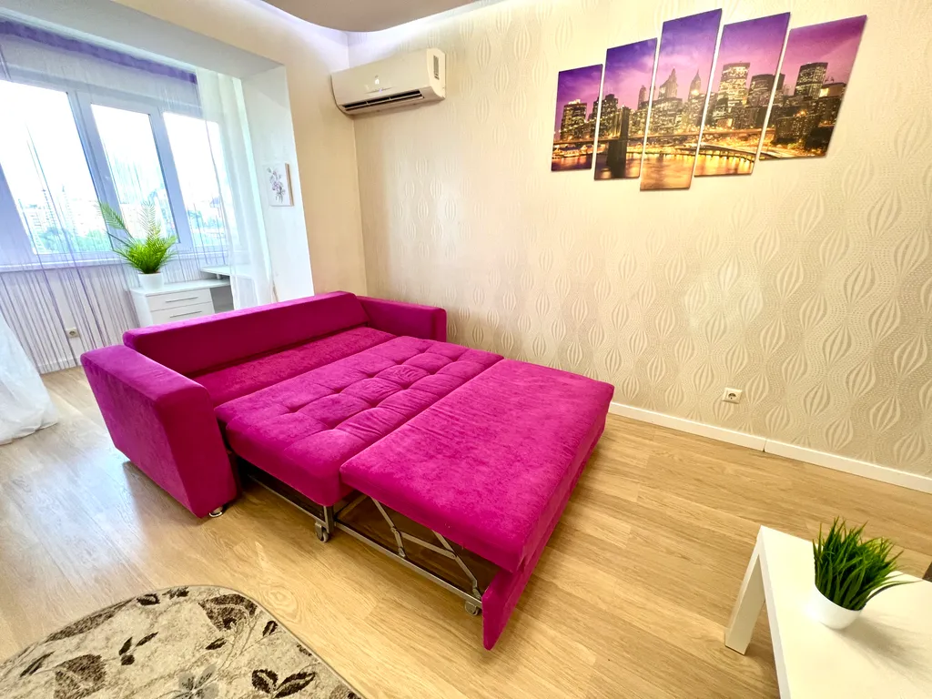 Квартира Квартира Стильная шикарная студия рядом с МТЛ-ареной — Самара