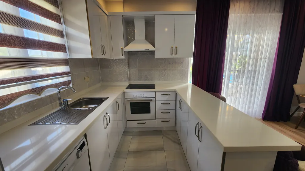 Квартира с 2 спальнями и садом