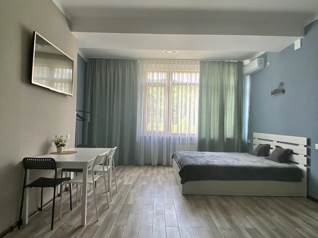 Квартира Просторная студия рядом с морем — аренда посуточно в Отрадное