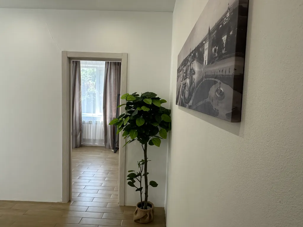 Светлый апартамент столица 2304