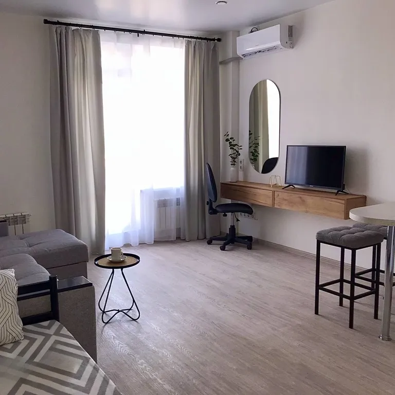 Светлая и уютная квартира недалеко от центра города