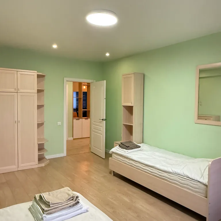 Евротрехкомнатная уютная квартира рядом с жд вокзалом