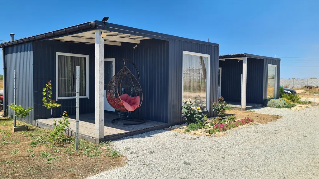 Коттедж 2-комнатный Дом — аренда посуточно в Уютное