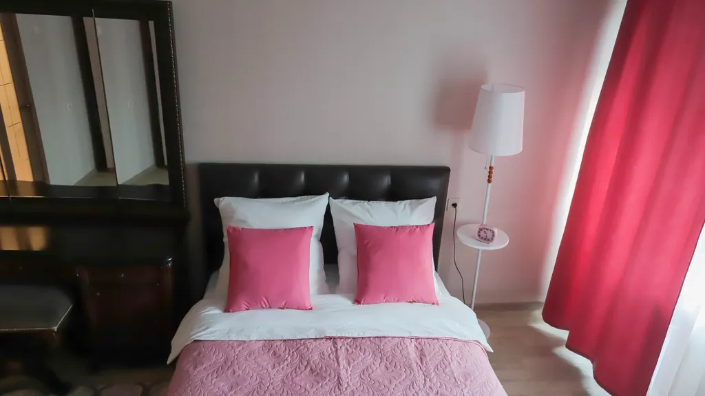 Квартира Апартаменты с красивыми видом из окна — Новоуральск