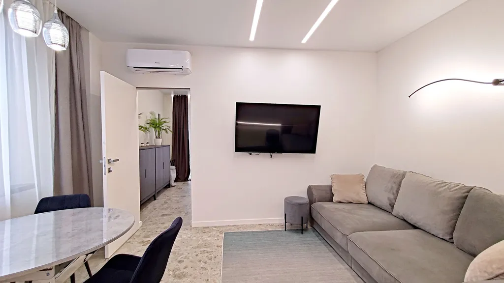 Стильный и современный апартамент