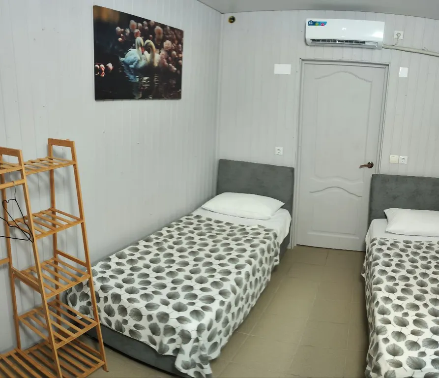 Квартира Бюджетный 2 местный номер в гостинице kulikov house с бассейном — аренда посуточно в Амзара