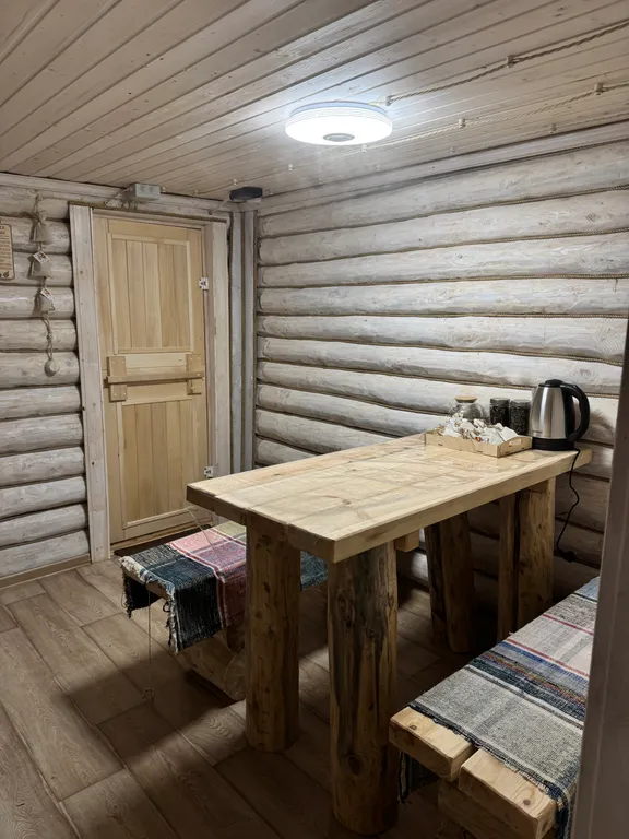 Уютный дом в стиле Афрейм в черте города