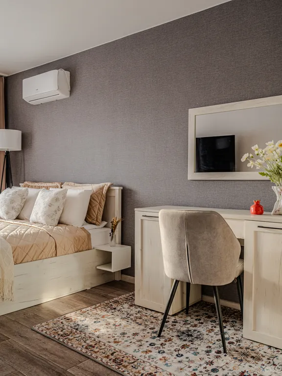 Красивая квартира с отдельными комнатами в районе Выя