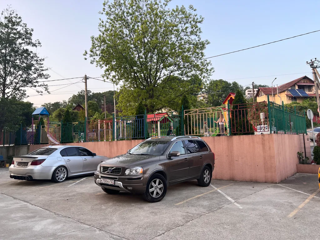 Квартира Уютная 1-комнатная квартира на первом этаже с видом на сад — Сириус