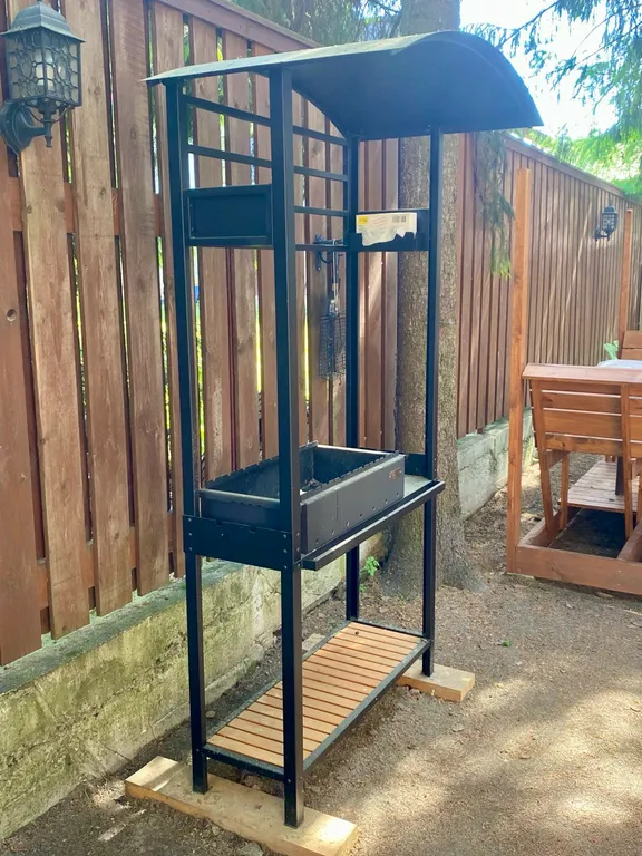 Коттедж с теплым бассейном и баней на дровах