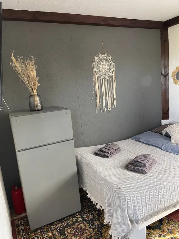 Летний четырехместный домик с верандой