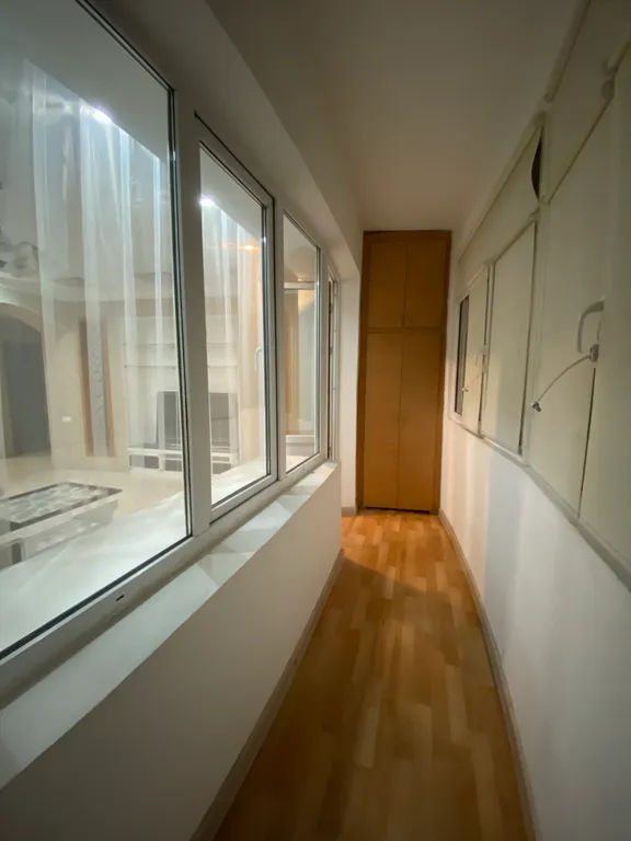 Трех комнатная квартира в центре Алматы